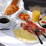 Hotell Stella 3*